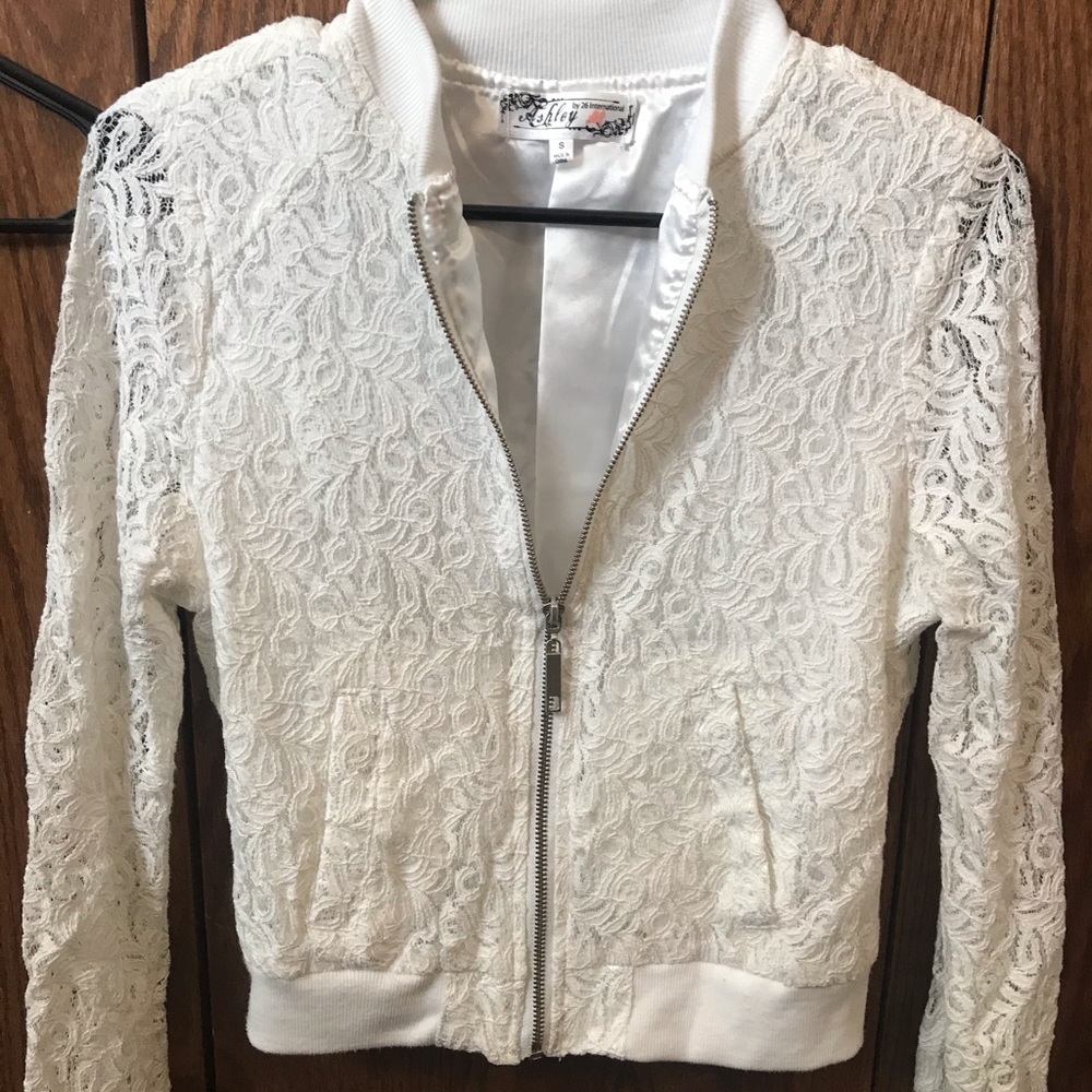 Size: M Jacket